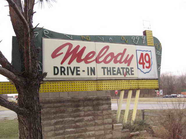Melody 49 Drive-In - 2006 PHOTO